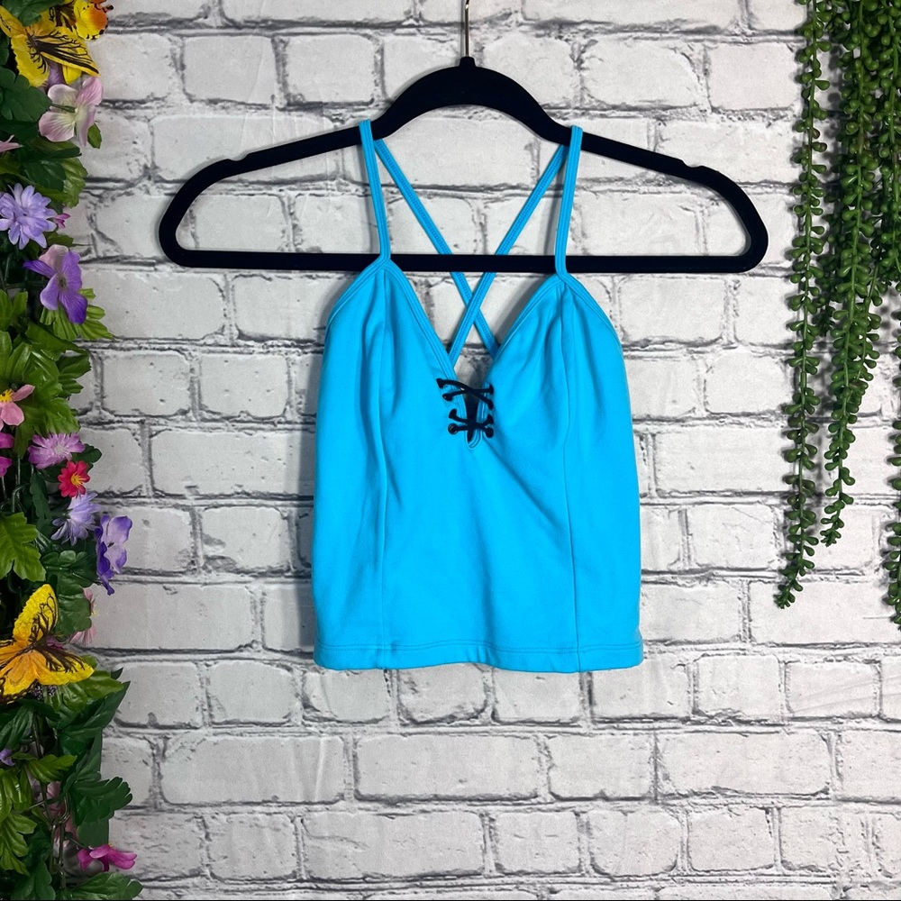 ,🌸5/$25🌸Body Language Fit Wear Cropped Lace Up Top Size Medium